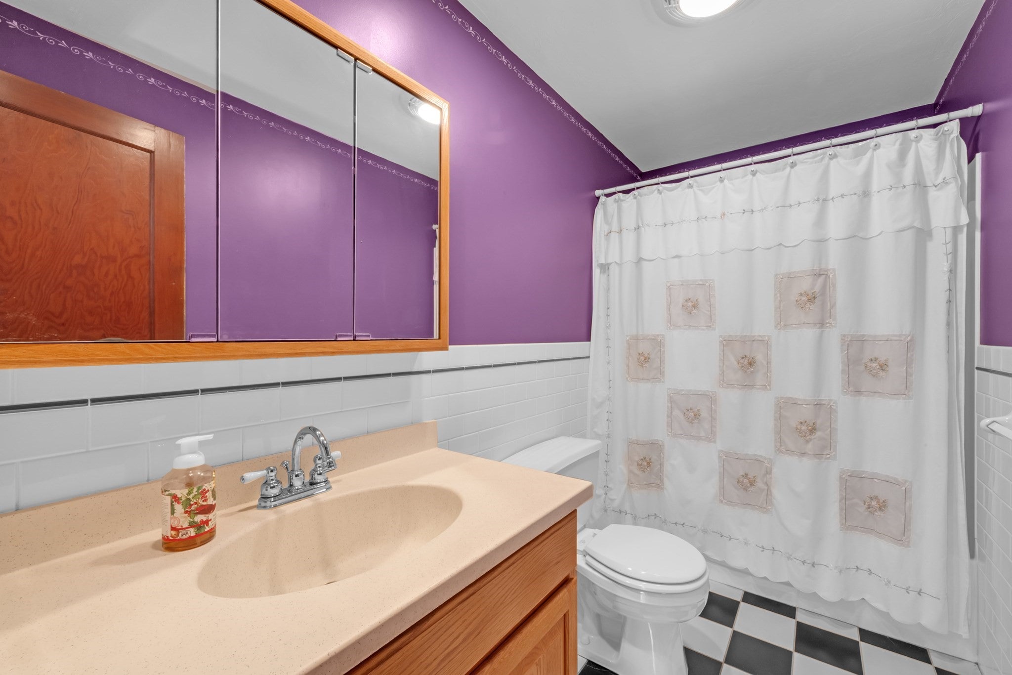 28 Crystal St, Worcester, MA, 28 Crystal St, Worcester, MA Photo #12