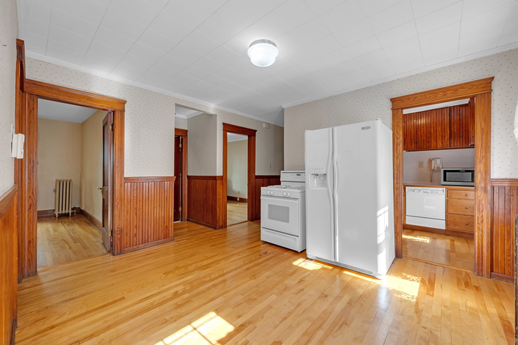 28 Crystal St, Worcester, MA, 28 Crystal St, Worcester, MA Photo #8