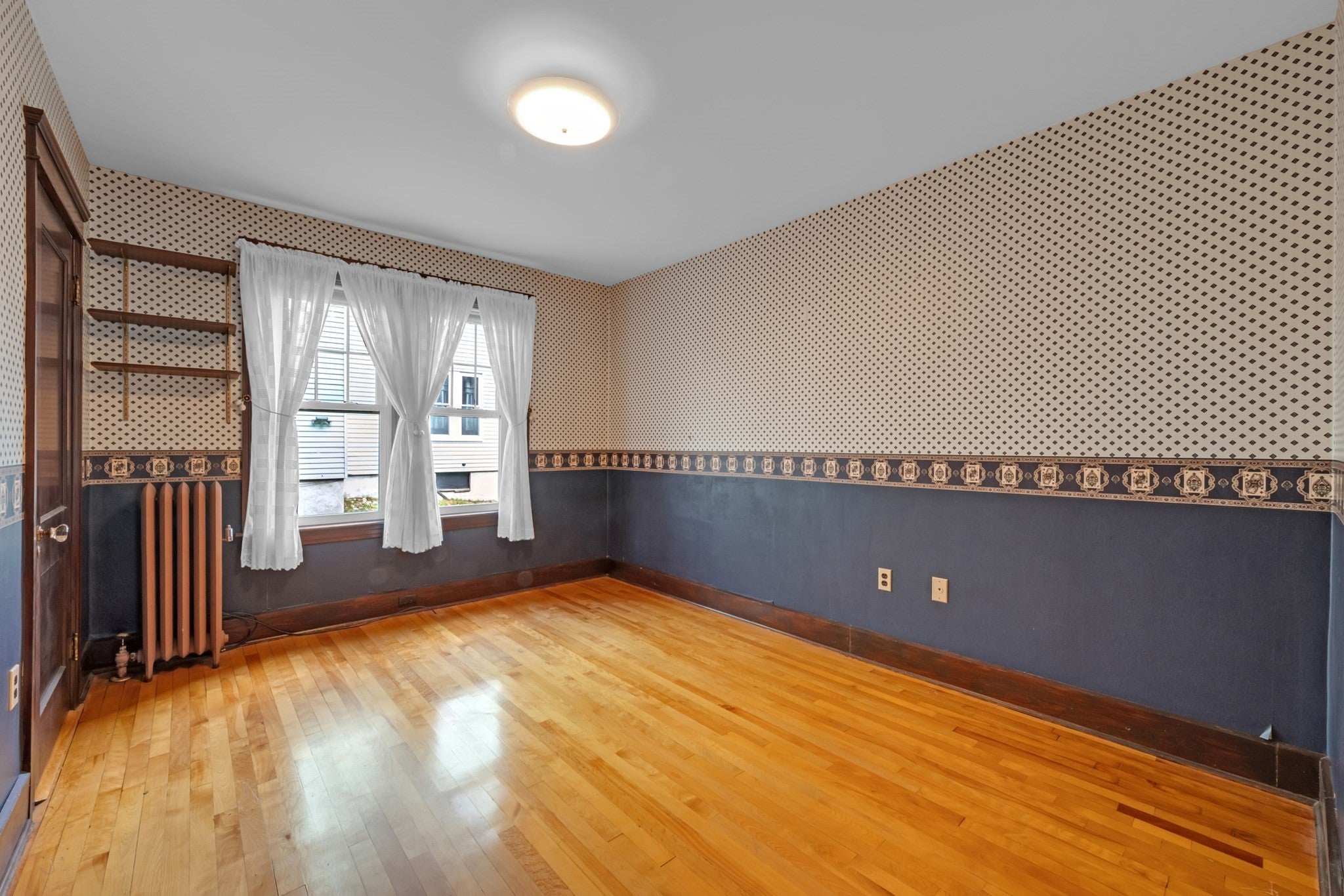 28 Crystal St, Worcester, MA, 28 Crystal St, Worcester, MA Photo #18