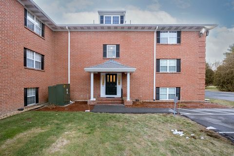 Photo of 11 Leonard Rd #11, Boxborough, MA 01719 (MLS # 73500007)