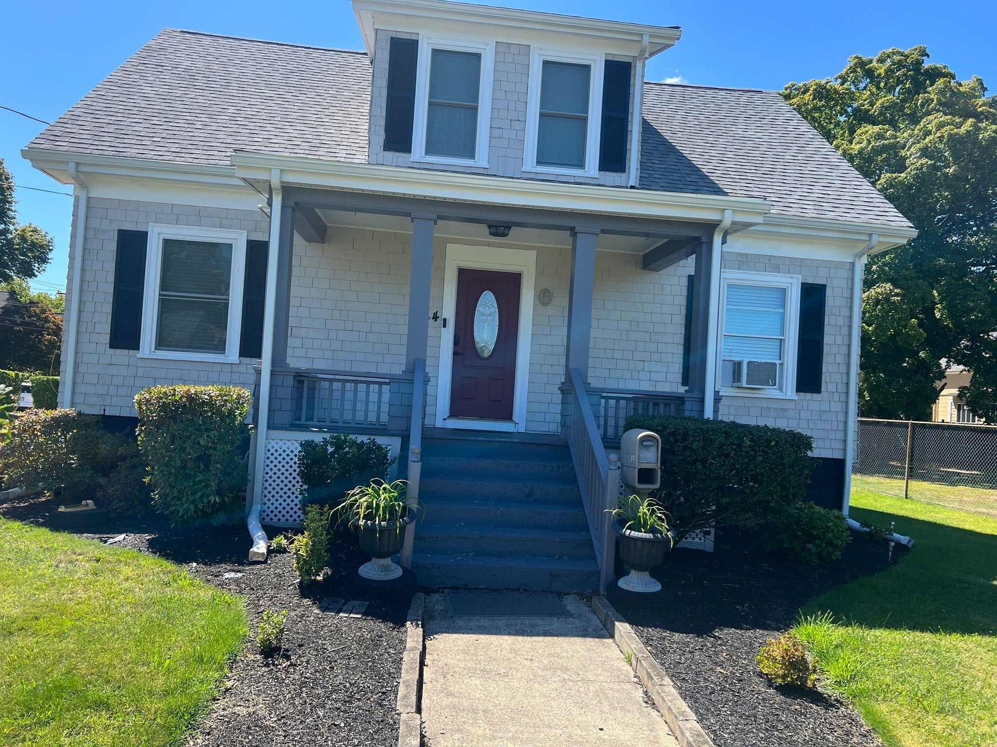 Photo of 24 Angell St, Attleboro, MA