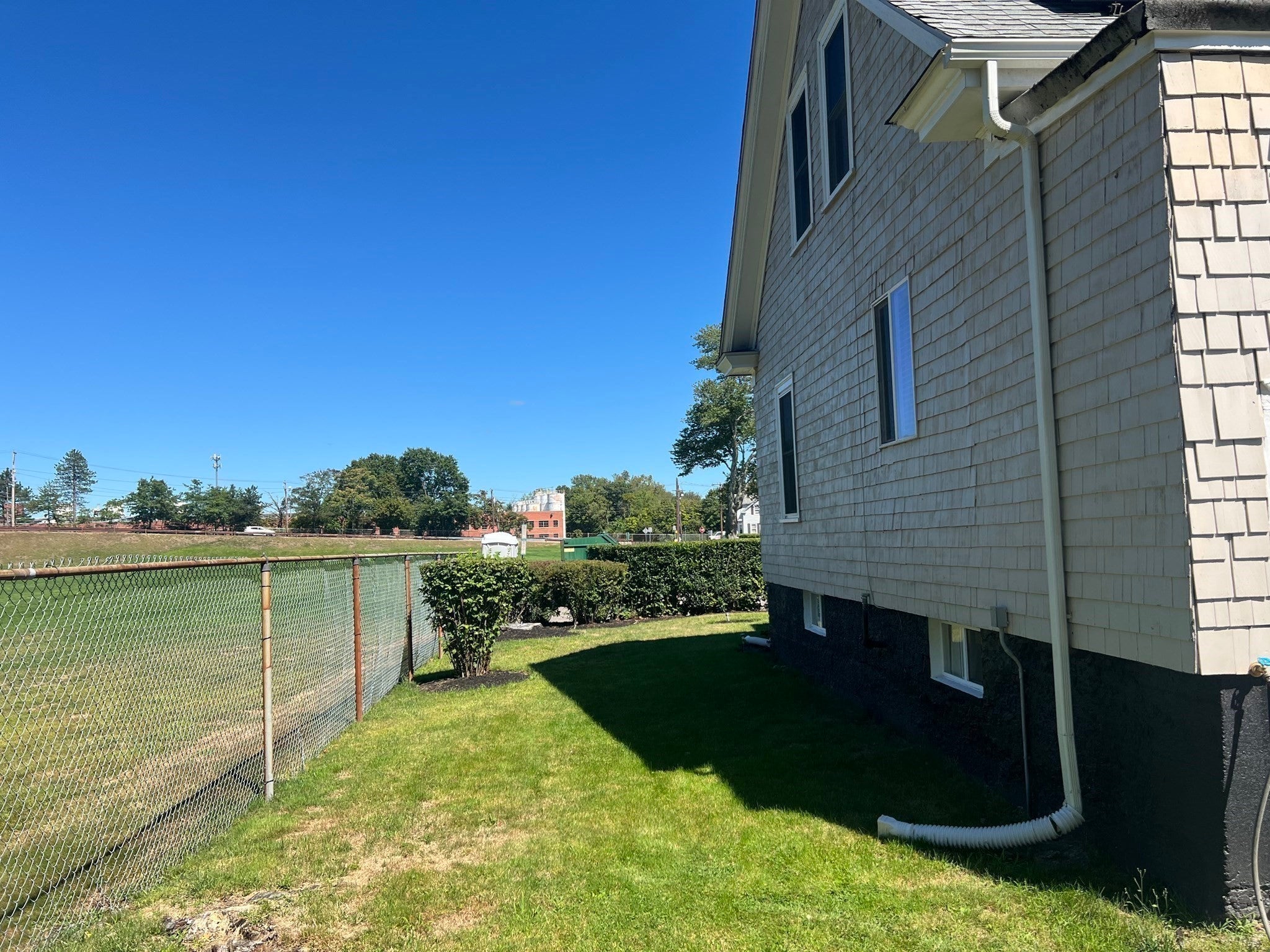 24 Angell St, Attleboro, MA, 24 Angell St, Attleboro, MA Photo #3