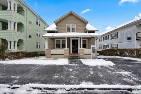 36 Dartmouth St Worcester MA 01604