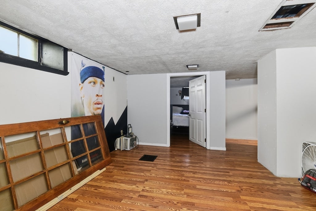 14-16 Nazing St, Boston, MA Photo #17