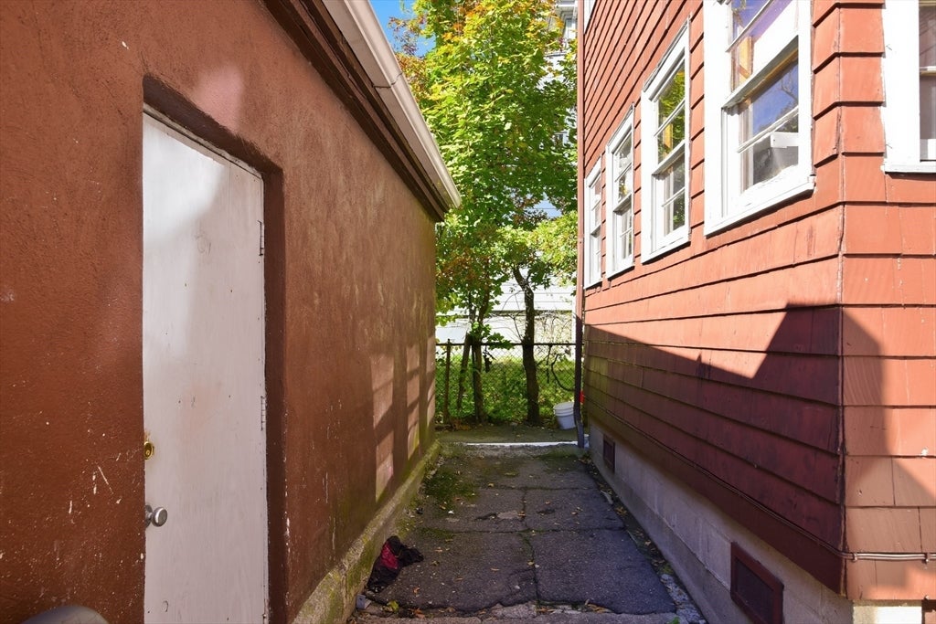 14-16 Nazing St, Boston, MA Photo #29