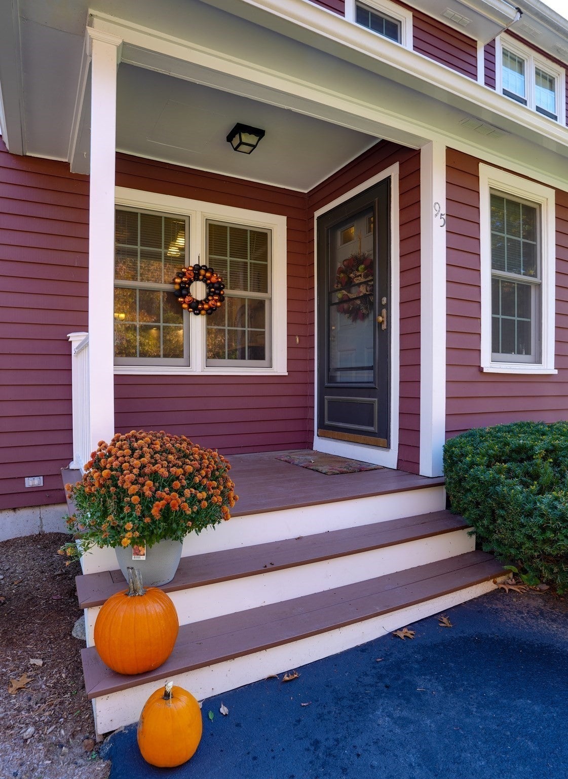 95 Laurelwood Drive 95
