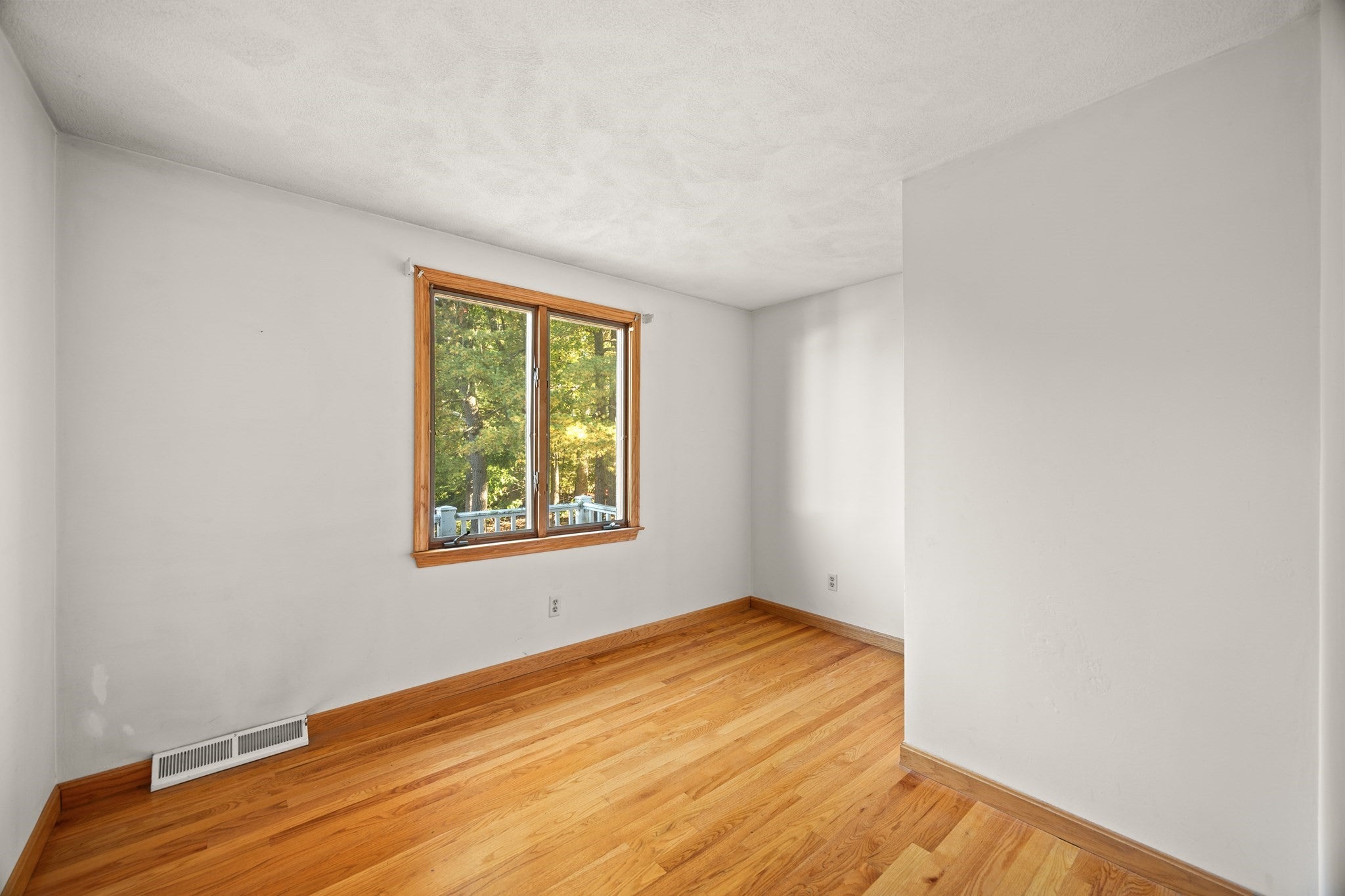 11 Colonial Ln, Canton, MA Photo #25