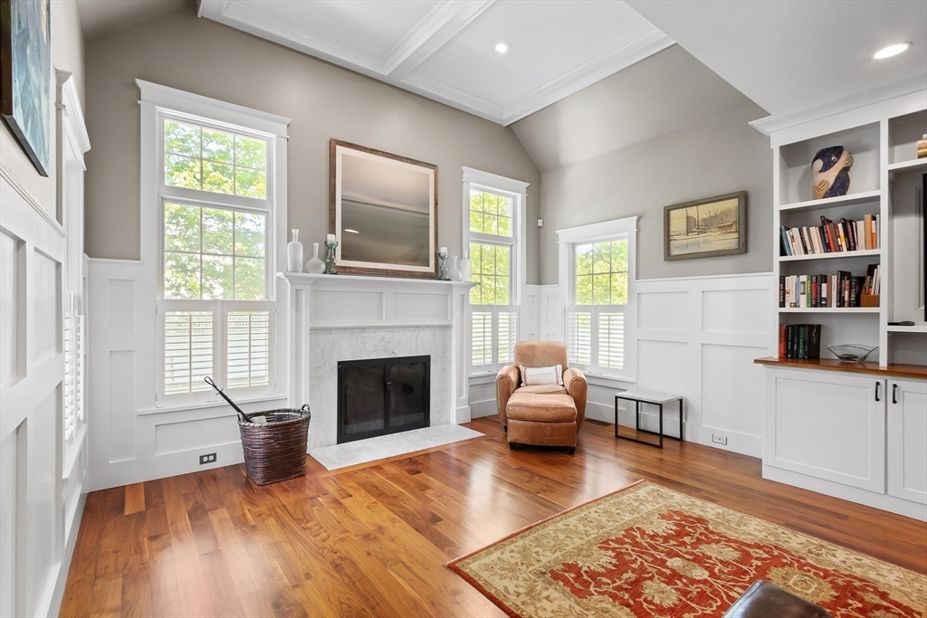 Needham, Massachusetts 02492, United States, 4 Bedrooms Bedrooms, ,6 BathroomsBathrooms,Residential,Pending,129799