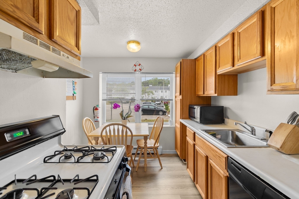 32 Pine Valley Dr 32 aka 50A