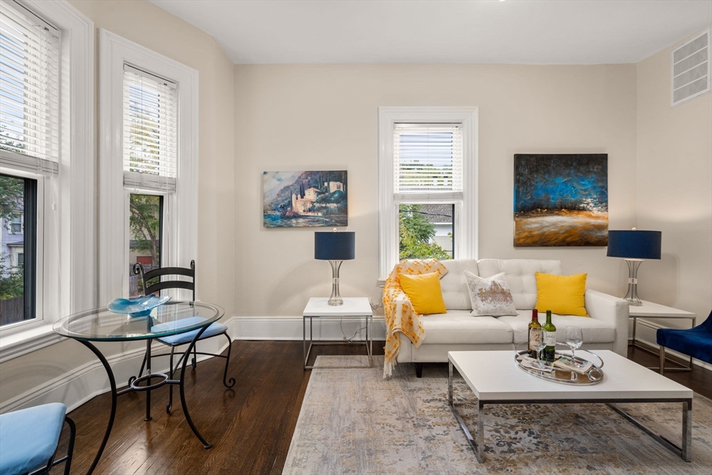 100 Magazine Street 2