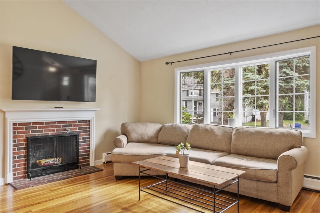 283 Florence Ave