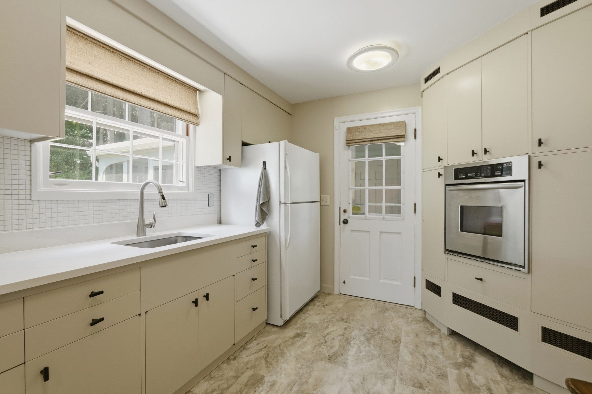 143 Richmond Avenue, Worcester, MA, 143 Richmond Avenue, Worcester, MA Photo #12