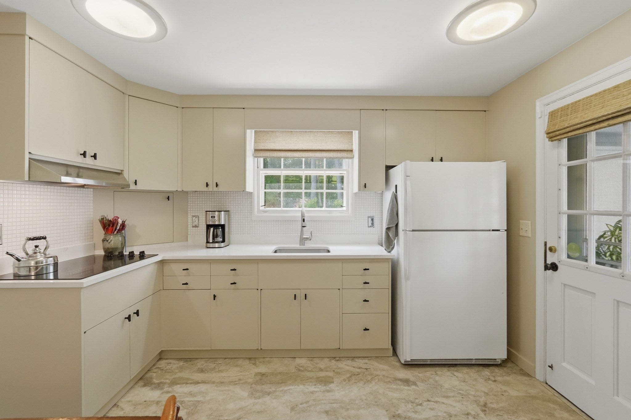 143 Richmond Avenue, Worcester, MA, 143 Richmond Avenue, Worcester, MA Photo #14