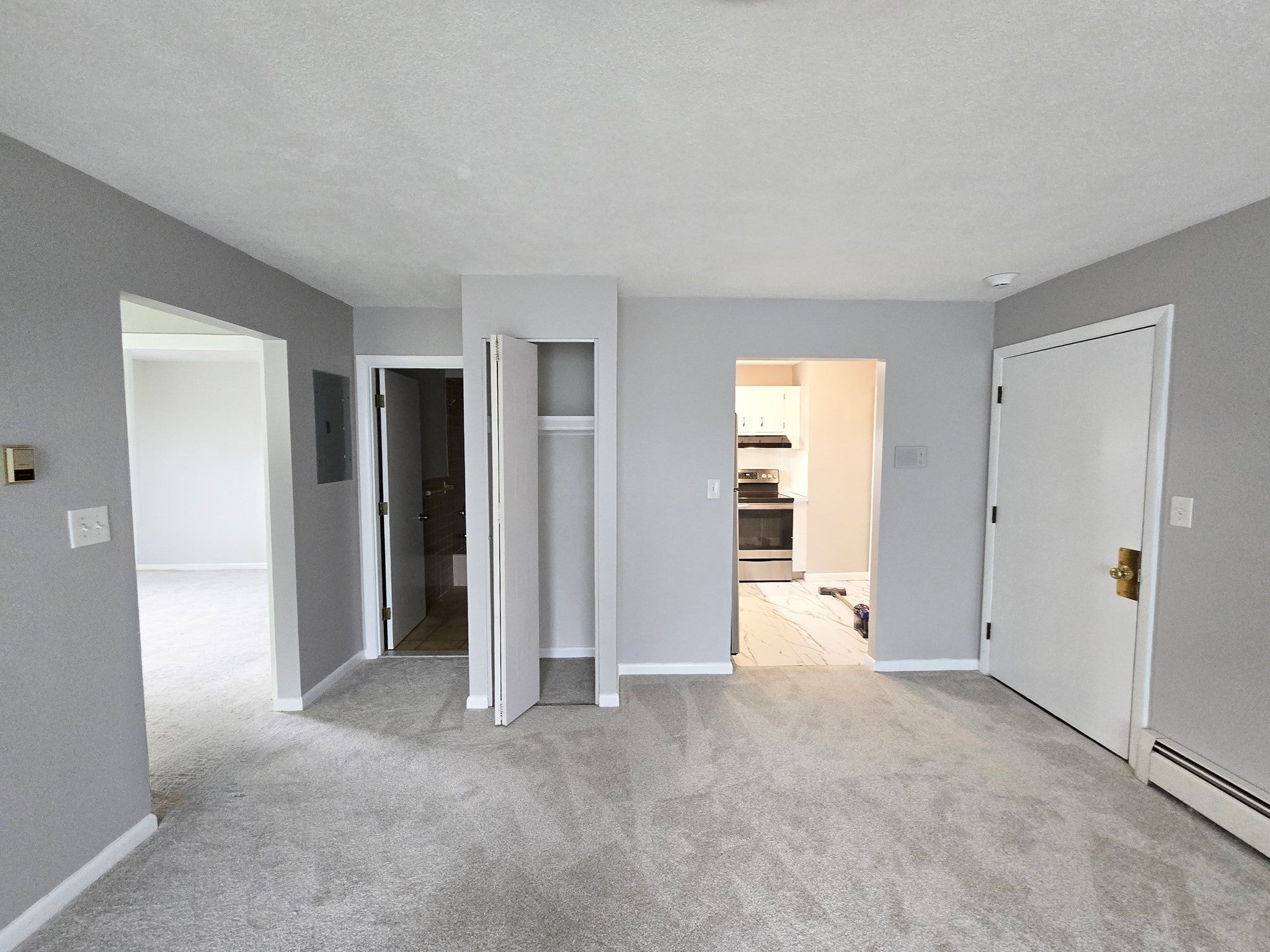 6-8 Broadway Ave 8