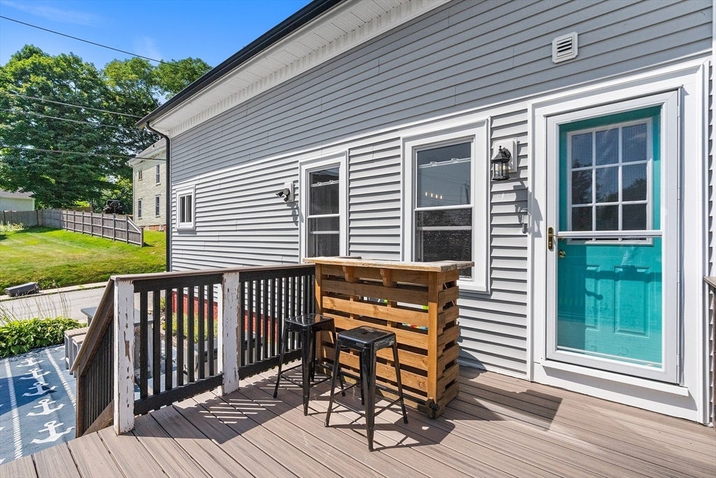 1 Lake Ave, Amesbury, MA, 1 Lake Ave, Amesbury, MA Photo #21