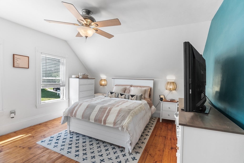 1 Lake Ave, Amesbury, MA, 1 Lake Ave, Amesbury, MA Photo #18
