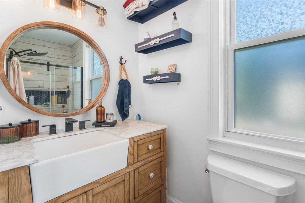 1 Lake Ave, Amesbury, MA, 1 Lake Ave, Amesbury, MA Photo #11