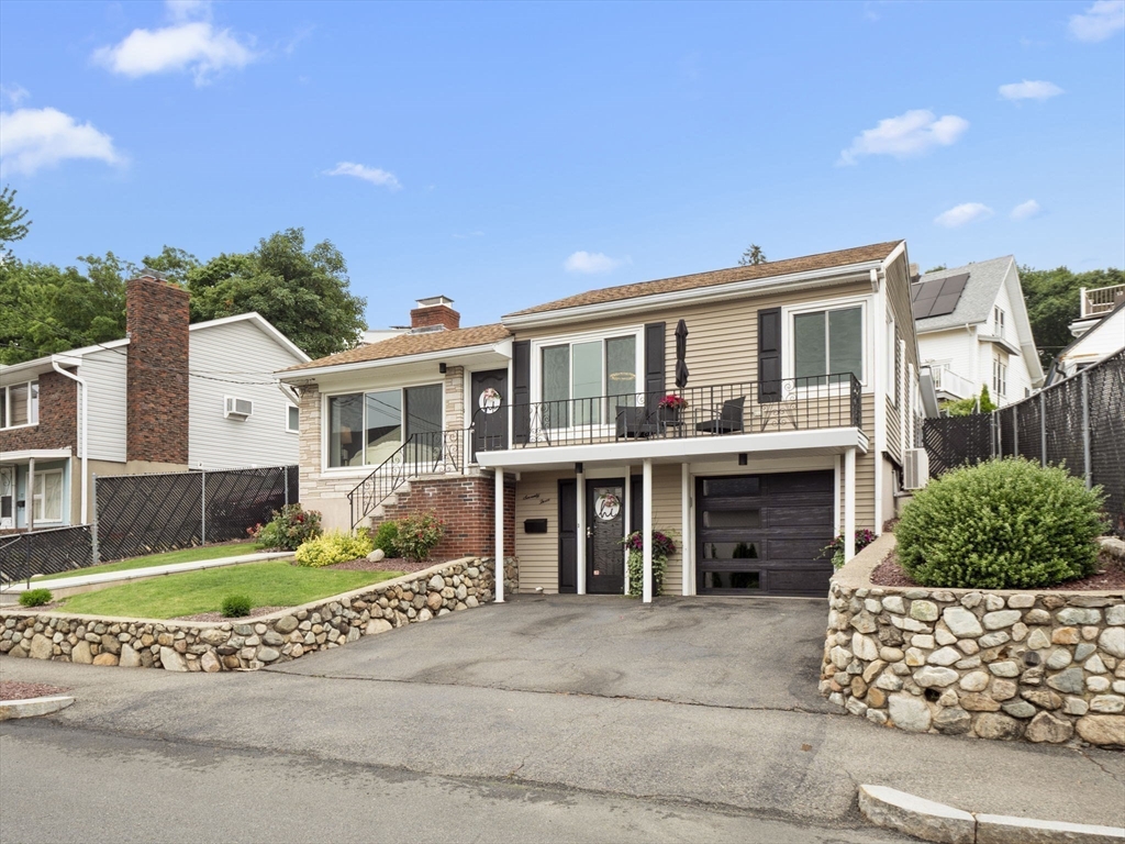 73 Ridge Rd
