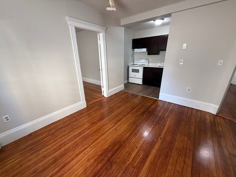 Photo of 39 Newhall St #20, Lynn, MA 01902 (MLS # 73505139)