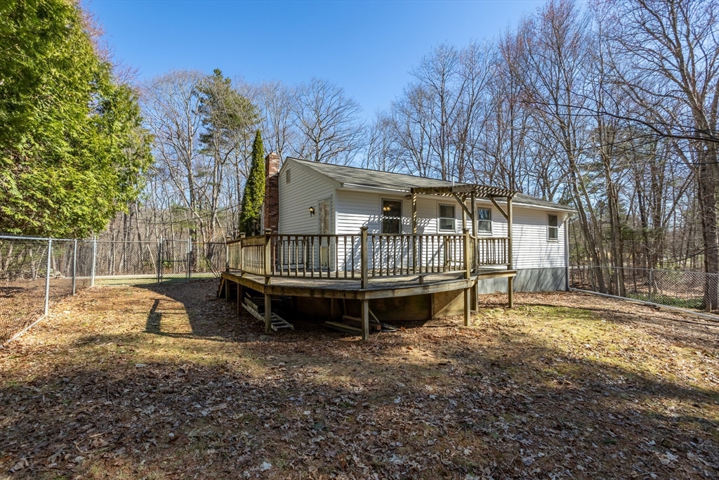 9 Treadwell Dr