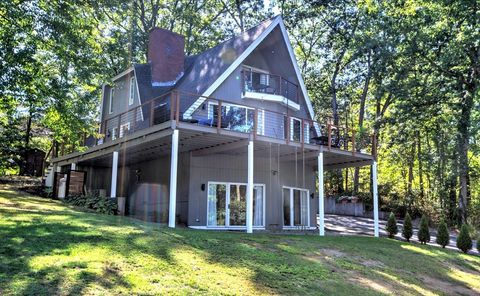 8 Sandy Beach Rd Westford MA 01886