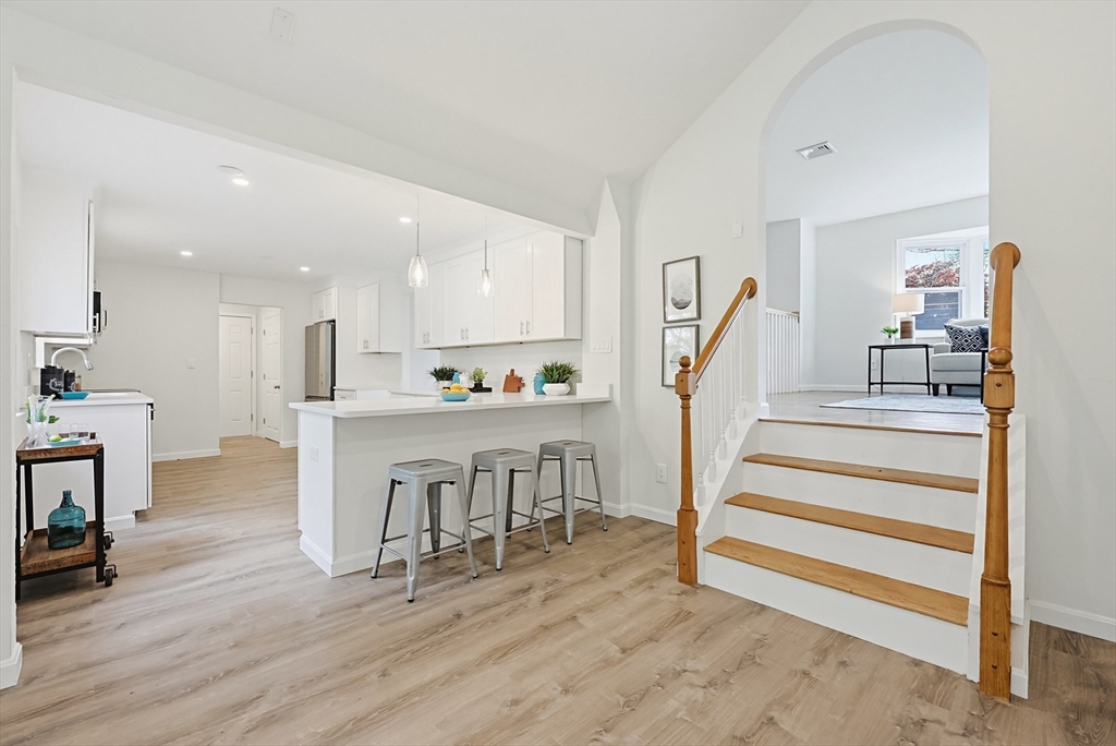 37 Temi Rd, Holliston, MA Photo #10