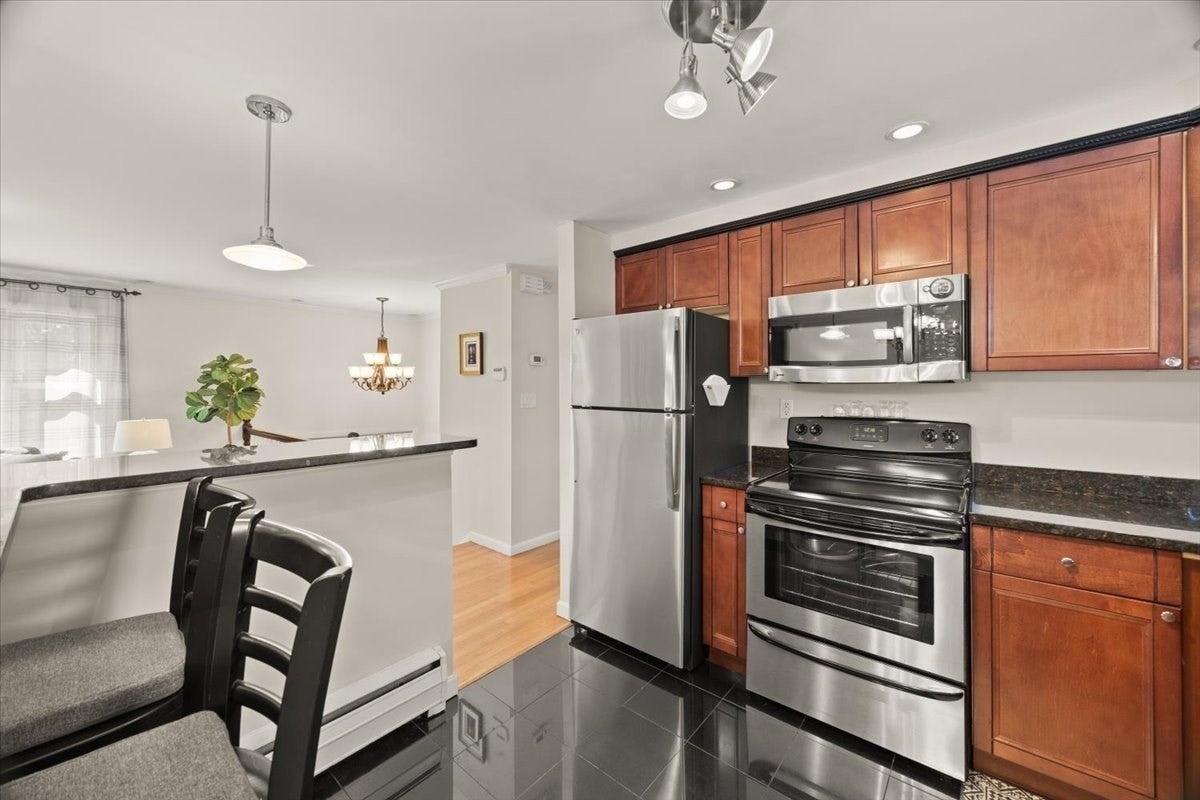 116 Running Brook Rd, Boston, MA Photo #13