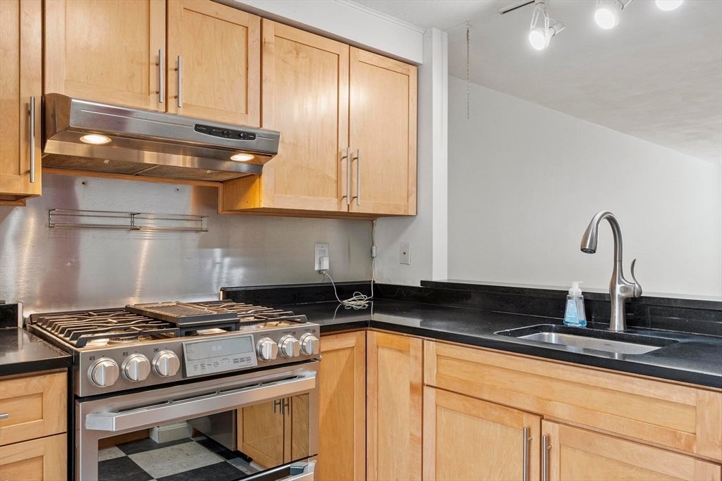 111 Brigham St #11B, Hudson, MA, 111 Brigham St #11B, Hudson, MA Photo #8