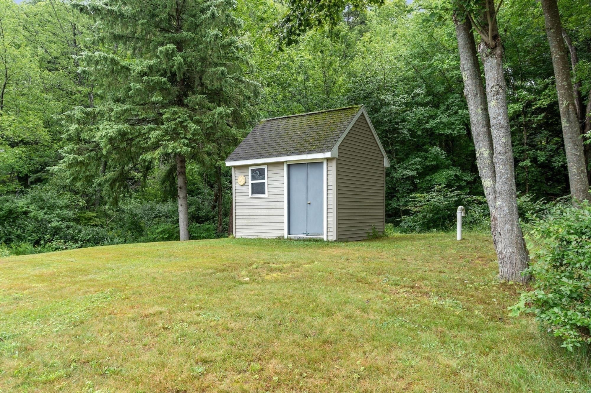 9 Lake Dr E DR, Westminster, MA, 9 Lake Dr E DR, Westminster, MA Photo #40