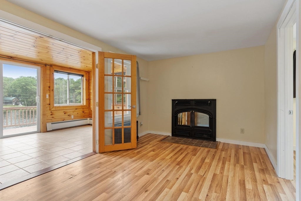 9 Lake Dr E DR, Westminster, MA, 9 Lake Dr E DR, Westminster, MA Photo #20