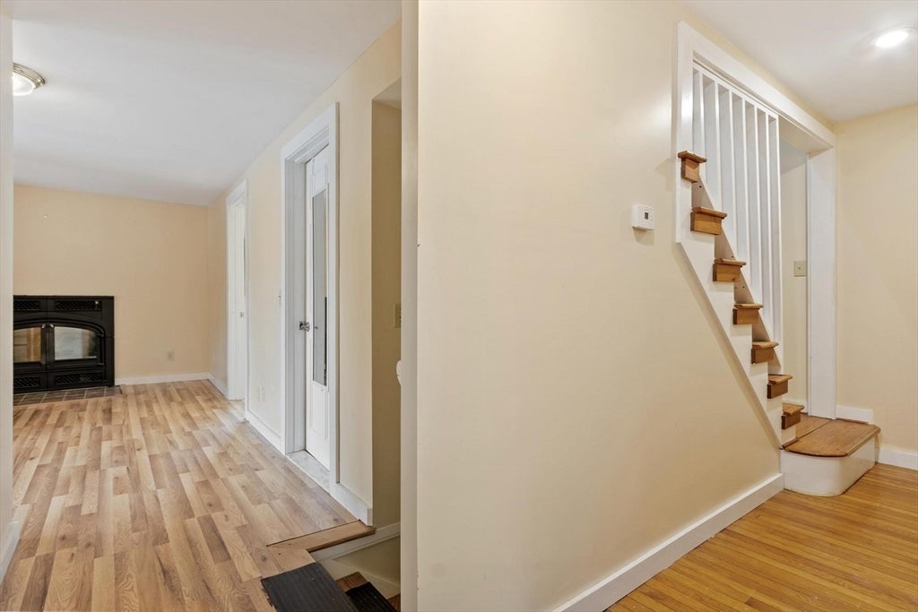 9 Lake Dr E DR, Westminster, MA, 9 Lake Dr E DR, Westminster, MA Photo #25