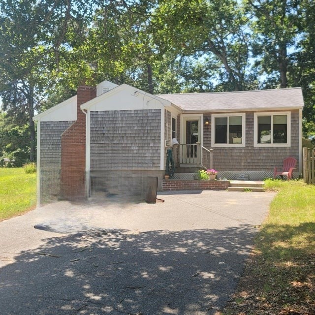 32 Chadwick Ave, Barnstable, MA Photo #19
