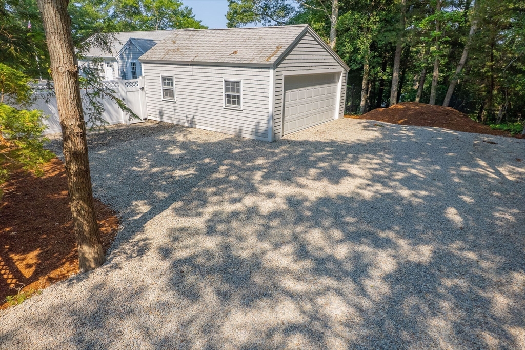 162 Main St