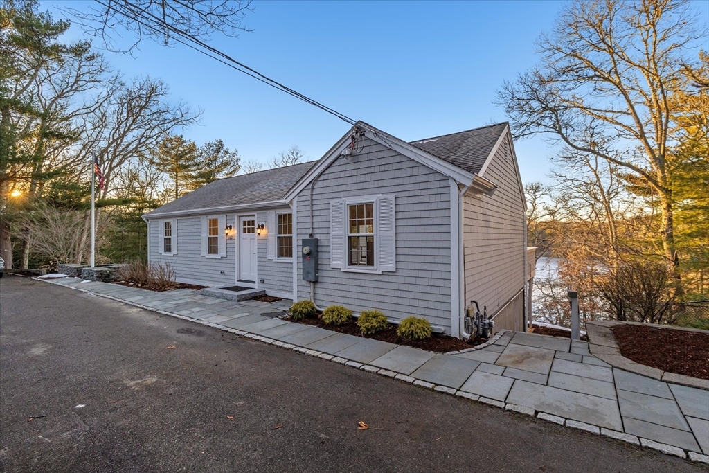 162 Main St