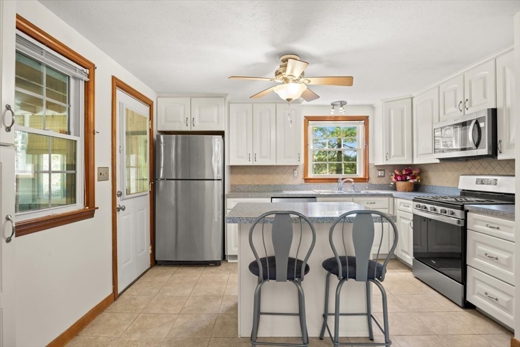 7 Glen Echo Blvd, Stoughton, MA Photo #16