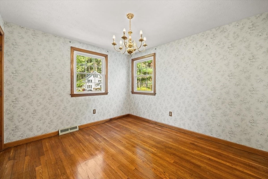 7 Glen Echo Blvd, Stoughton, MA Photo #14