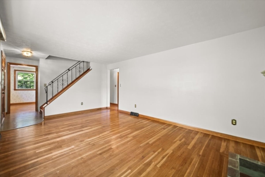 7 Glen Echo Blvd, Stoughton, MA Photo #11