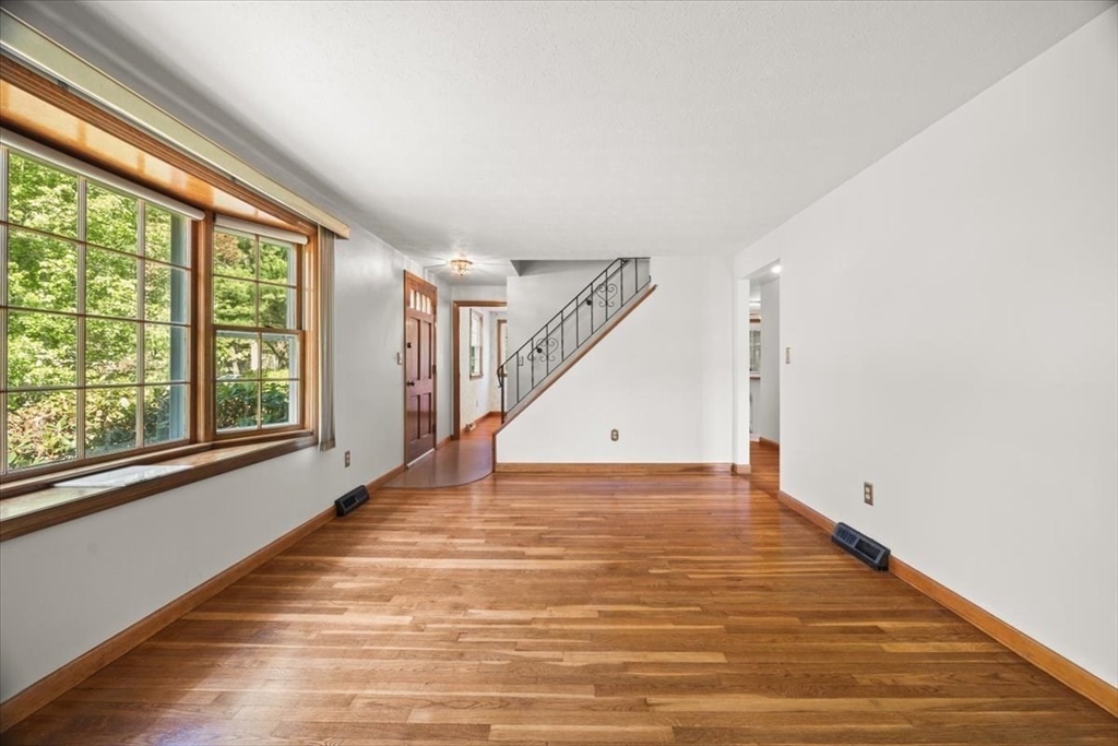 7 Glen Echo Blvd, Stoughton, MA Photo #12