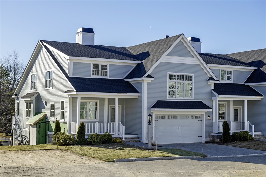 13 Clubview Dr 13