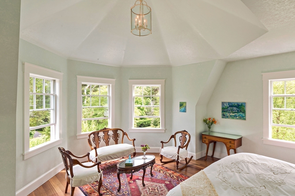 Barnstable, Massachusetts 02655, United States, 4 Bedrooms Bedrooms, ,5 BathroomsBathrooms,Residential,Active,185859