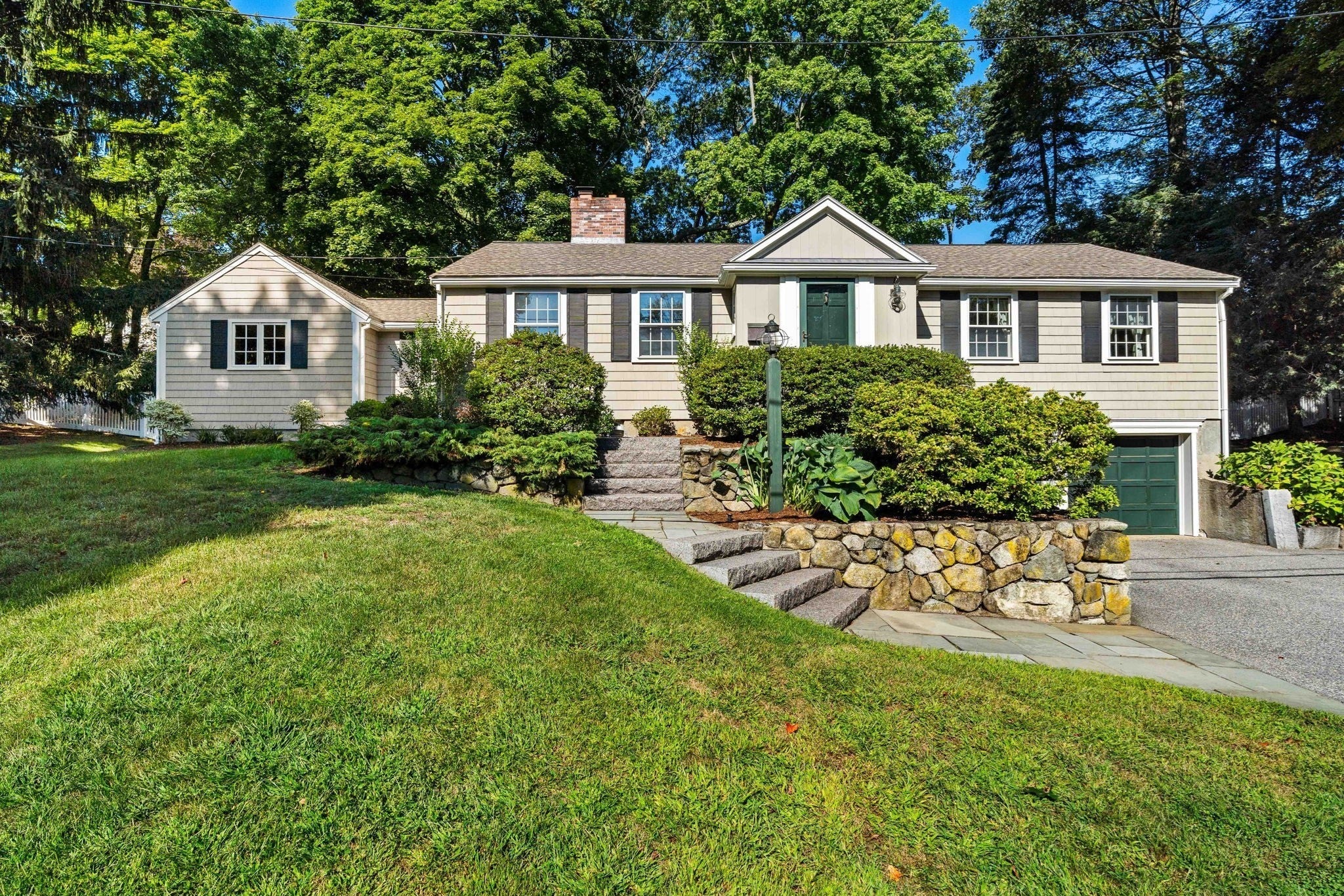 Photo of 5 Willowdale Rd, Winchester, MA