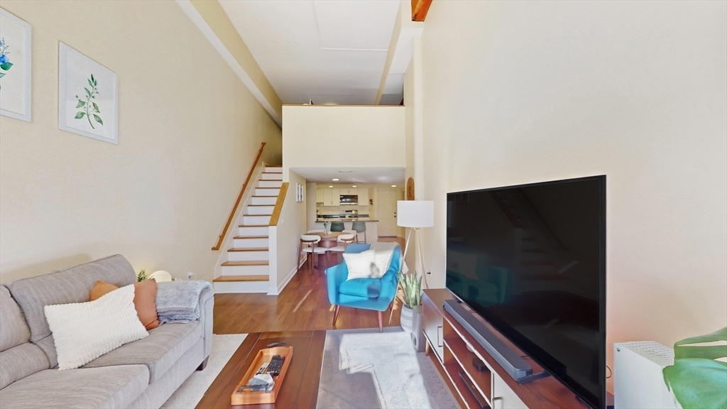 96 Old Colony Ave 212