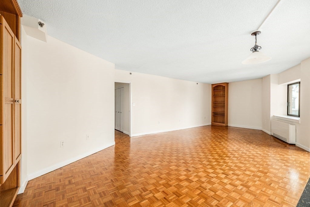300 Lynn Shore Dr #307, Lynn, MA, 300 Lynn Shore Dr #307, Lynn, MA Photo #17