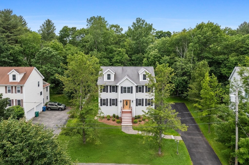 7 Suzannah Rd