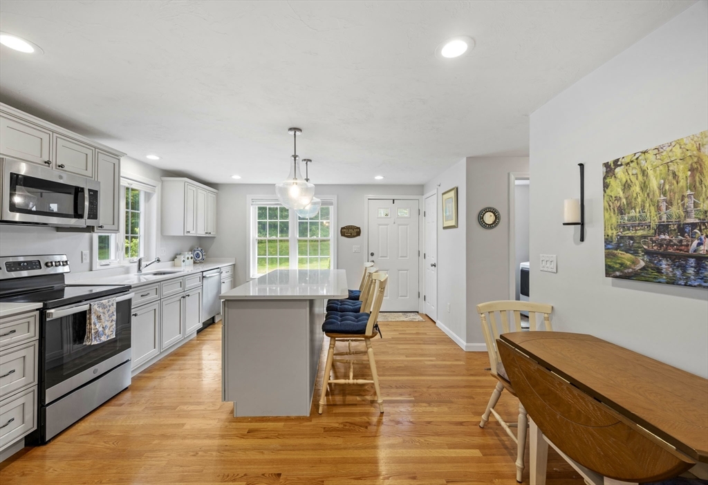 9 Blissful Meadow Dr 9