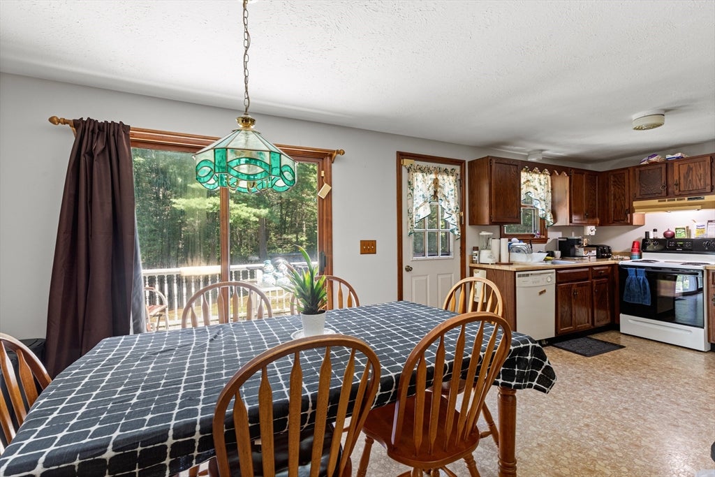 49 Forest St, Carver, MA, 49 Forest St, Carver, MA Photo #8