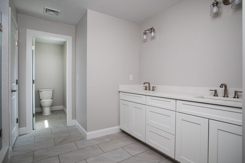 7 Julia Lane, Freetown, MA, 7 Julia Lane, Freetown, MA Photo #7