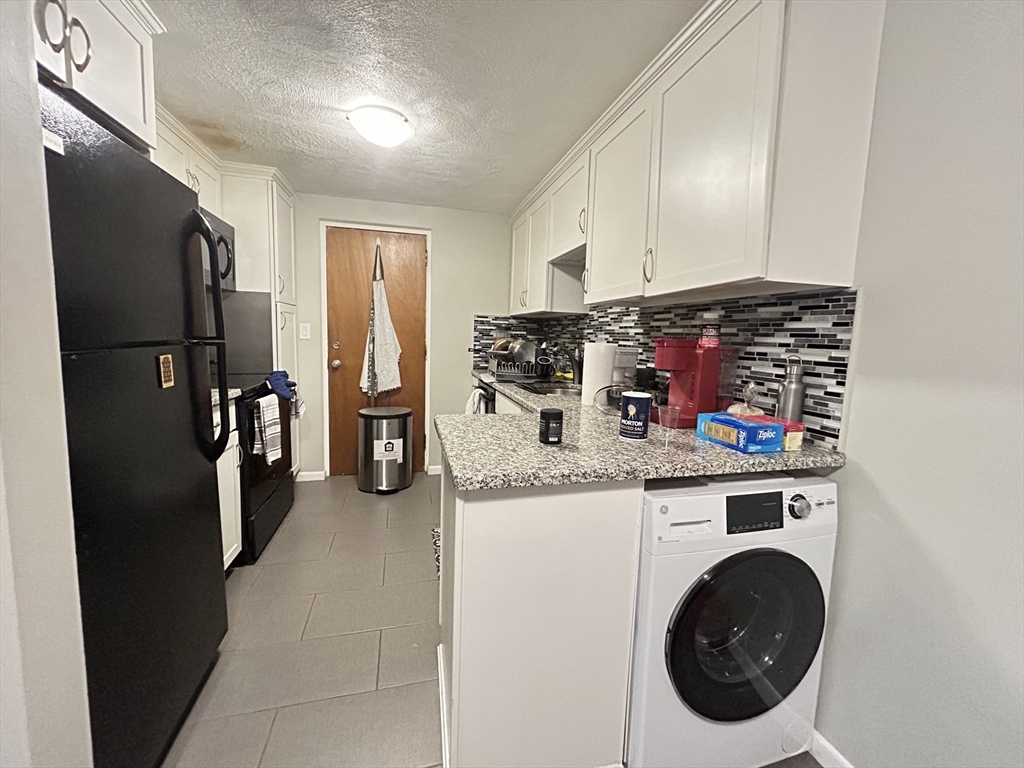 1191 Main Street 11