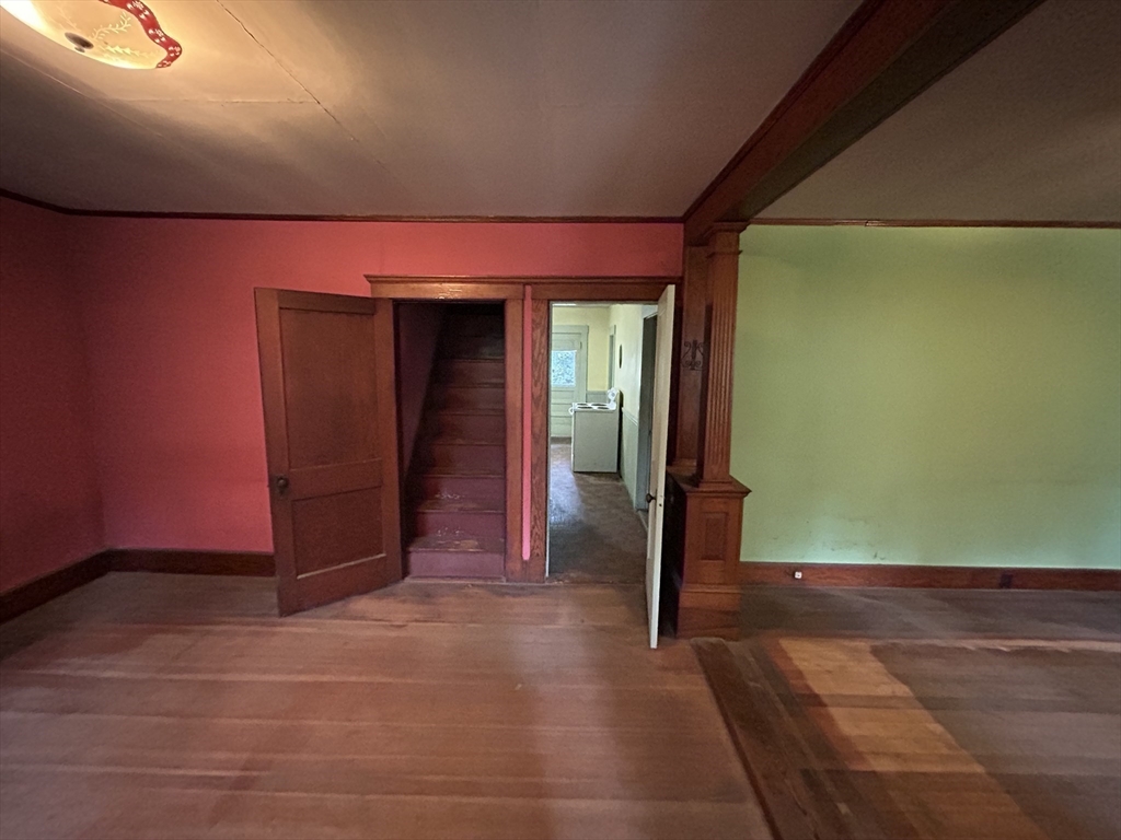 15 Conway St, Beverly, MA Photo #7