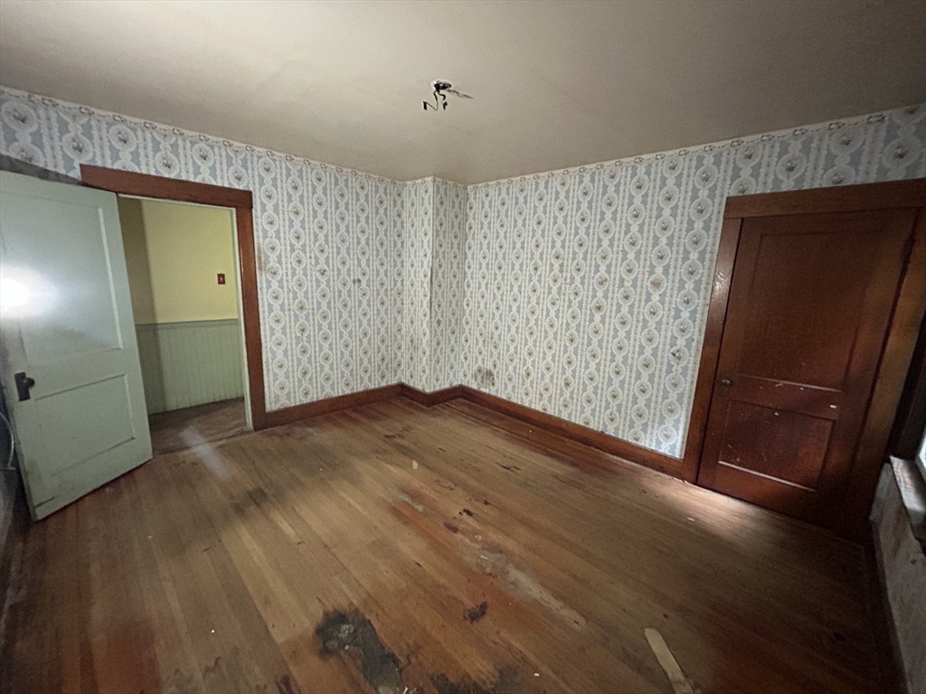 15 Conway St, Beverly, MA Photo #15